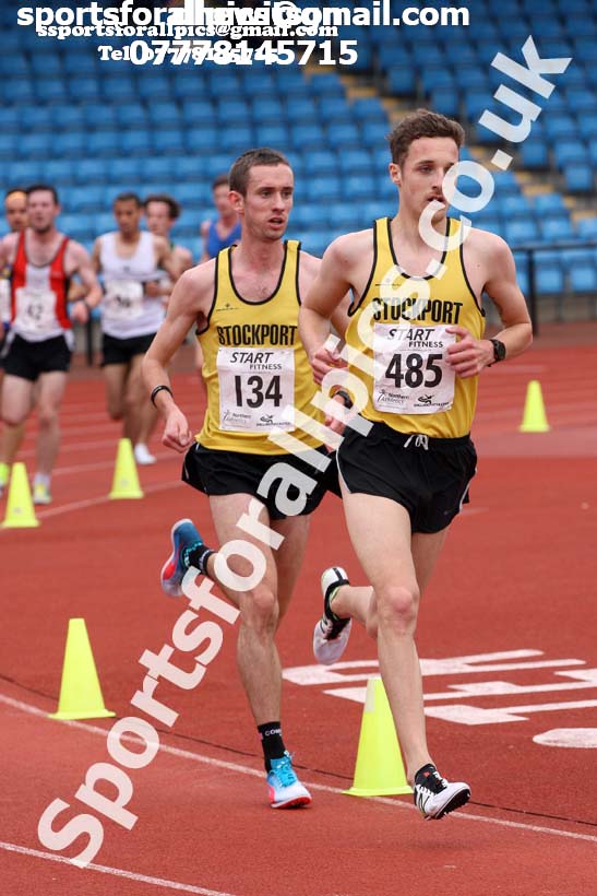 Senior mens 5000 metres, Northern Senior and Under-20s Champs., SportsCity, Manchester. Photo: David T. Hewitson/Sports for All Pics